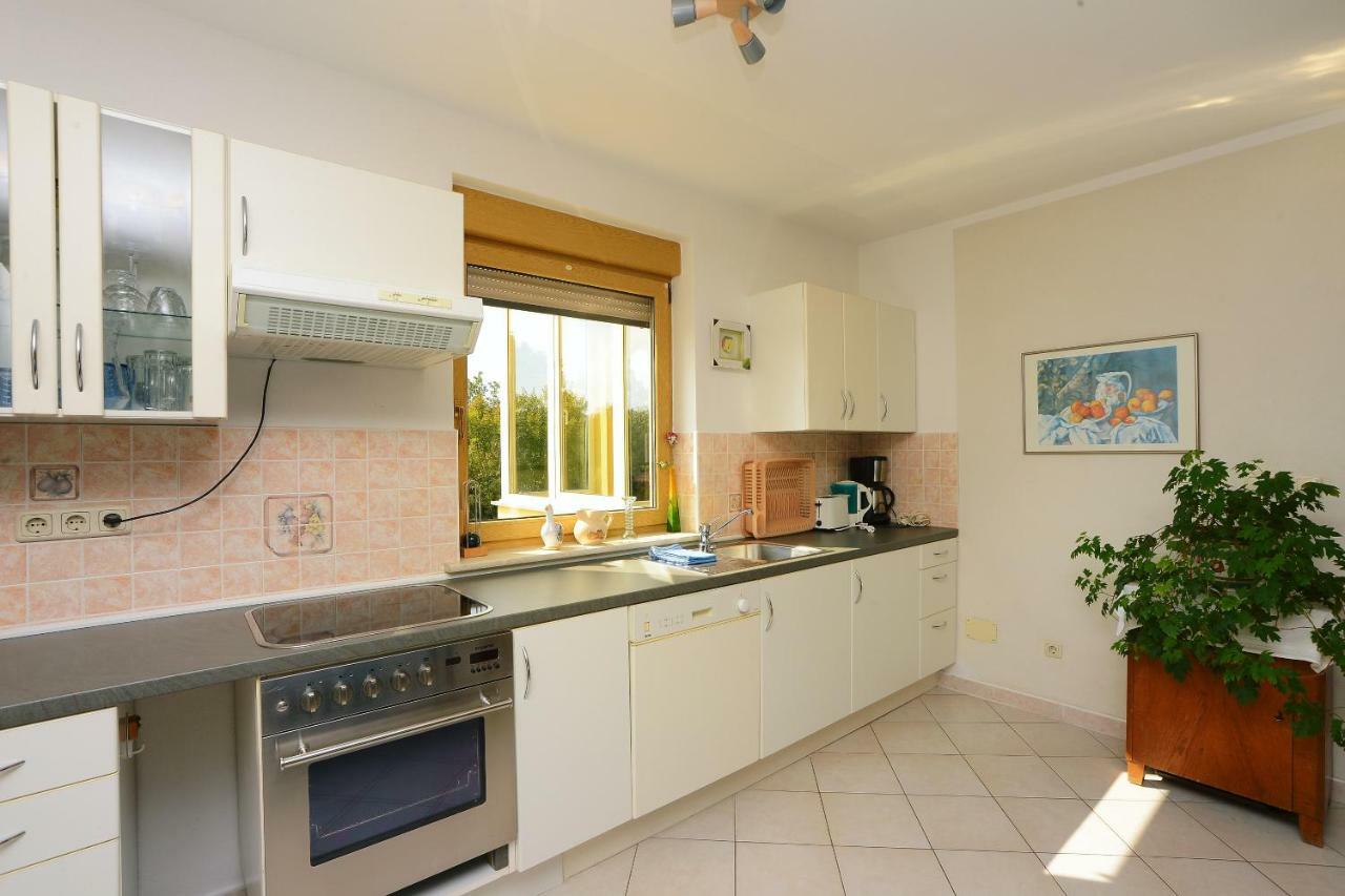 Ferienhaus Tomic Nedeščina Eksteriør bilde
