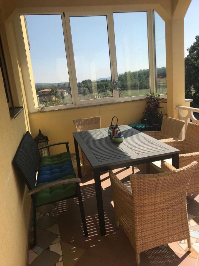 Ferienhaus Tomic Nedeščina Eksteriør bilde