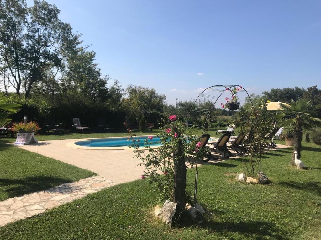 Ferienhaus Tomic Nedeščina Eksteriør bilde